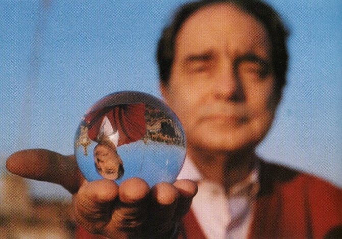 La vita difficile sui social e la nuova religione delle immagini